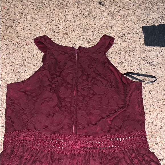 Formal dress - Picture 3 of 4